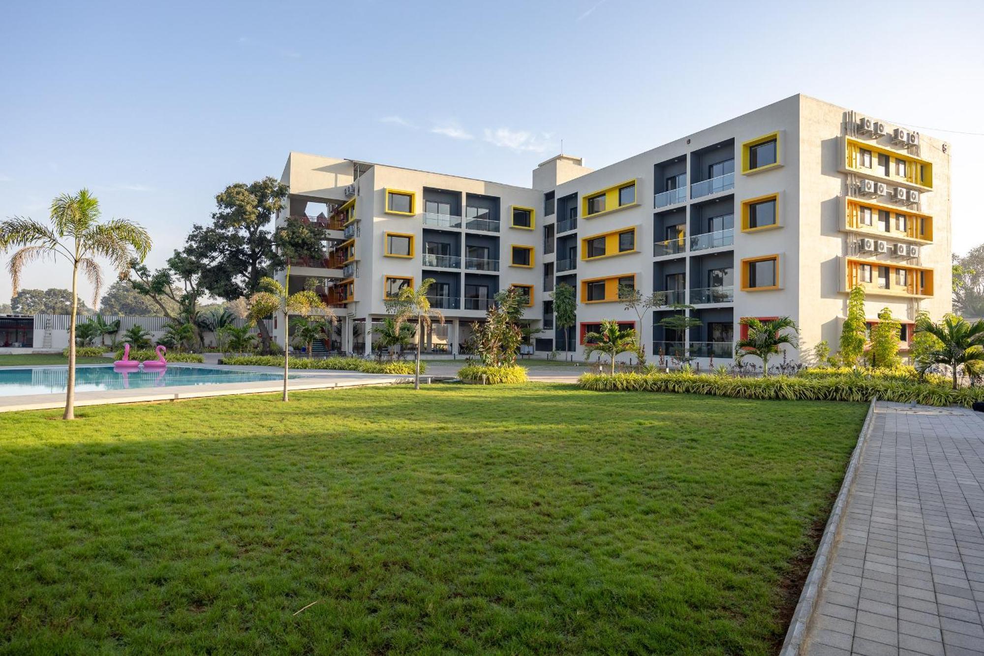 Saavi Suites Damão Exterior foto